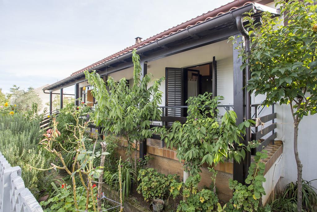 Guest House Nada 392 Pula Exterior photo